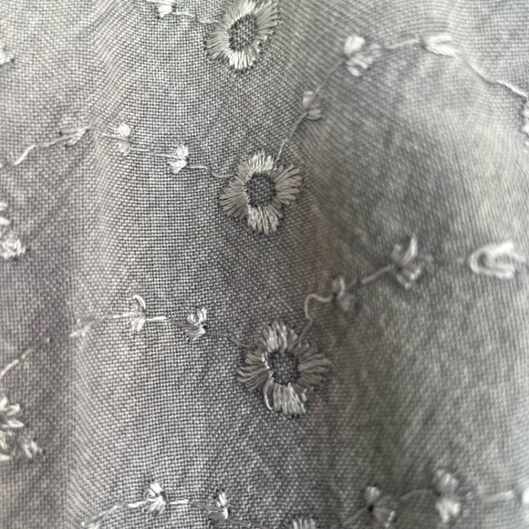 NEW Young Threads Boho Gray flowy tunic top. NWOT. Small Brand new - Picture 9 of 10